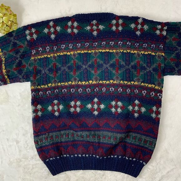 VINTAGE LORD & TAYLOR Kensington Collection 100% hand knit wool sweater - Picture 3 of 4